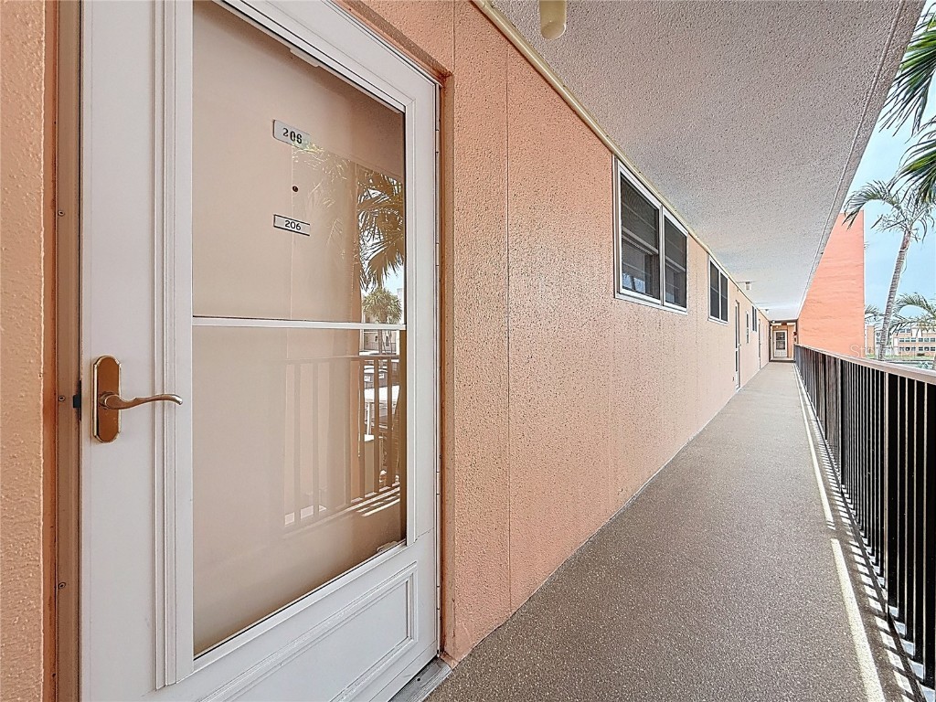 7665 Sun Island Drive #206 South Pasadena FL 33707 - BOCA CIEGA BAY TB8395294 image46