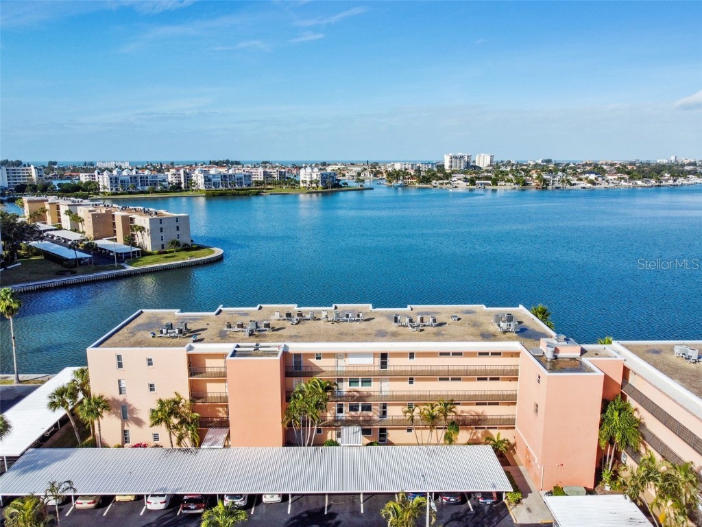 7665 Sun Island Drive S #209 South Pasadena FL 33707 - BOCA CIEGA BAY U8226723 image1