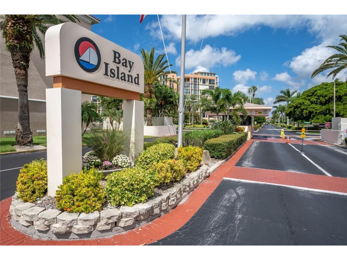 7665 Sun Island Drive S #303 South Pasadena FL 33707 - BOCA CIEGA BAY U8208312 image1