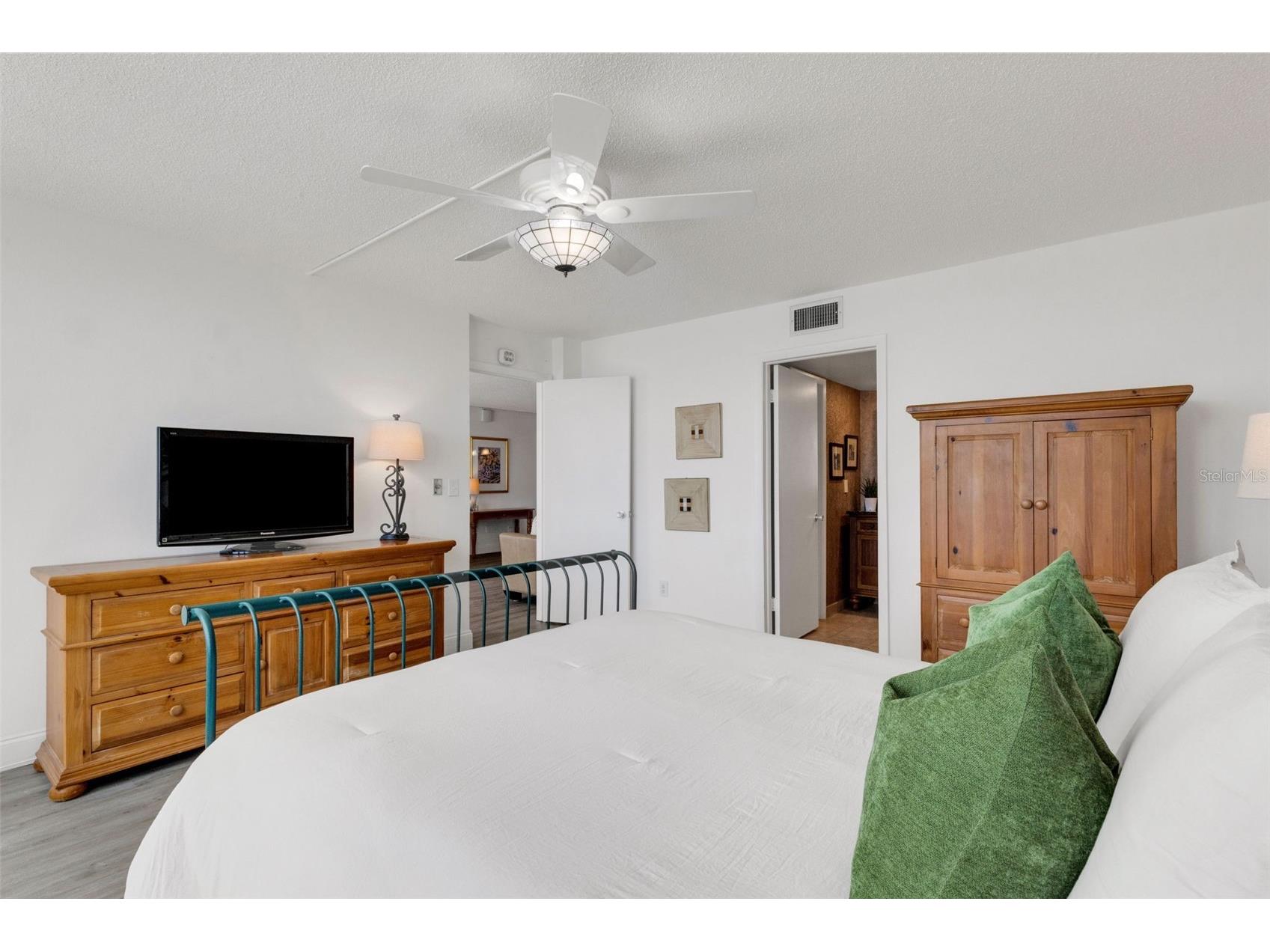 7665 Sun Island Drive S #407 South Pasadena FL 33707 TB8510970 image20