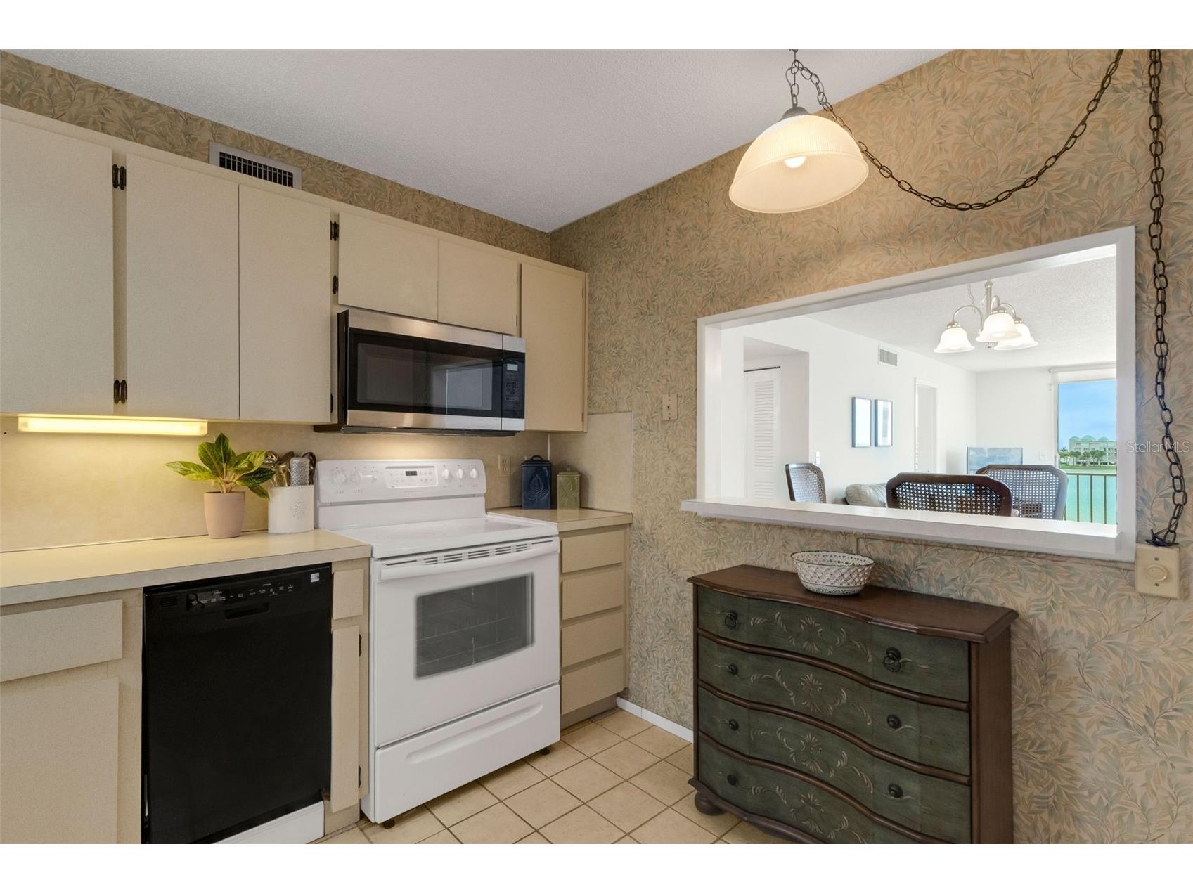 7665 Sun Island Drive S #407 South Pasadena FL 33707 TB8510970 image26