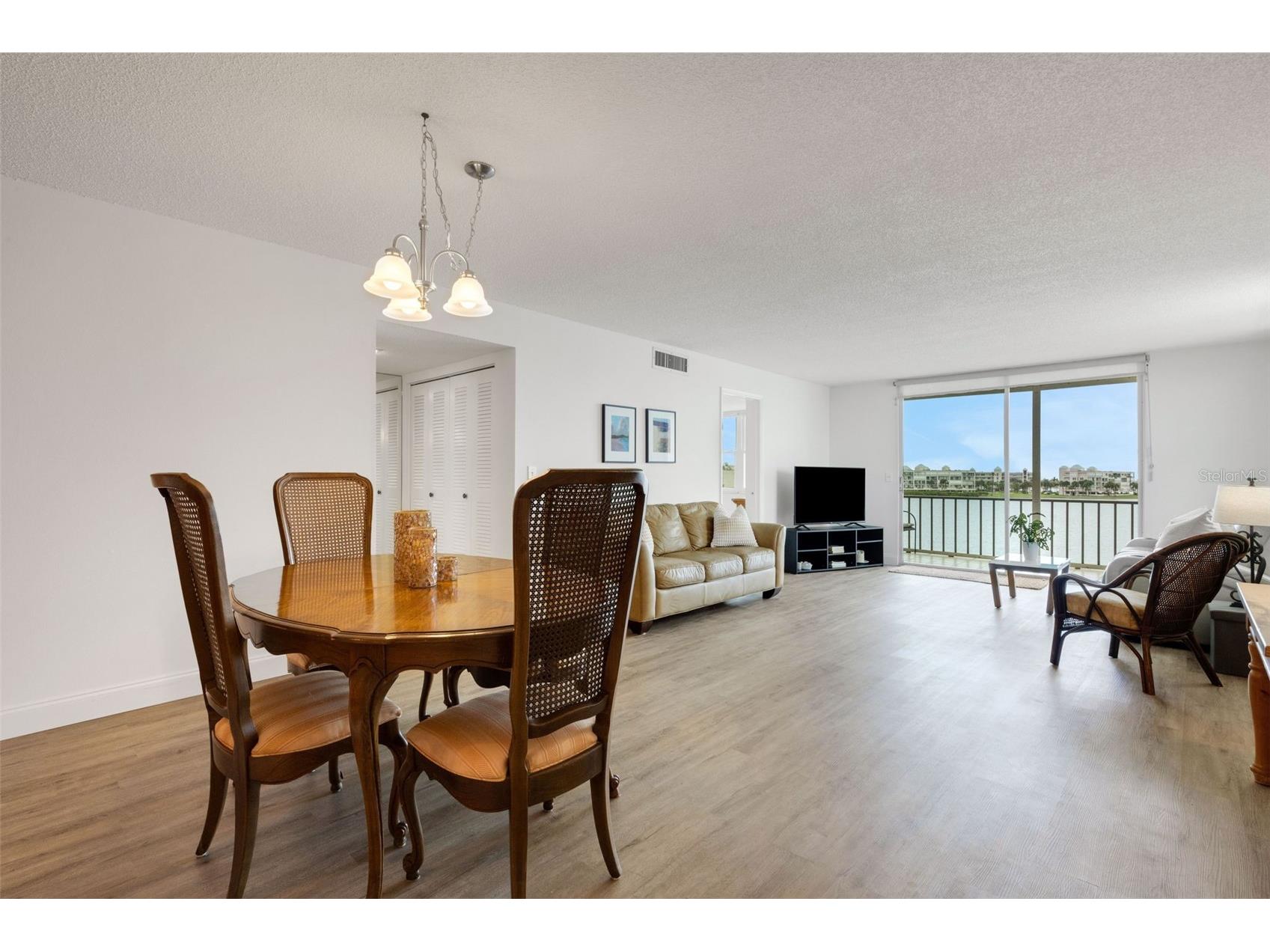 7665 Sun Island Drive S #407 South Pasadena FL 33707 TB8510970 image4