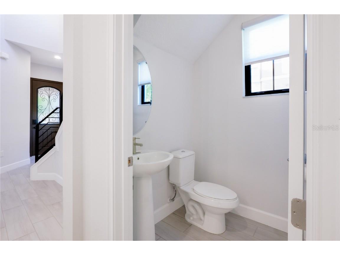 7665 Toscana Boulevard Orlando FL 32819 - Spring Lake O6351021 image16