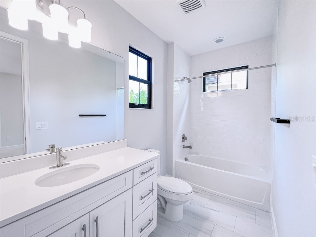 7665 Toscana Boulevard Orlando FL 32819 - Spring Lake O6351021 image27