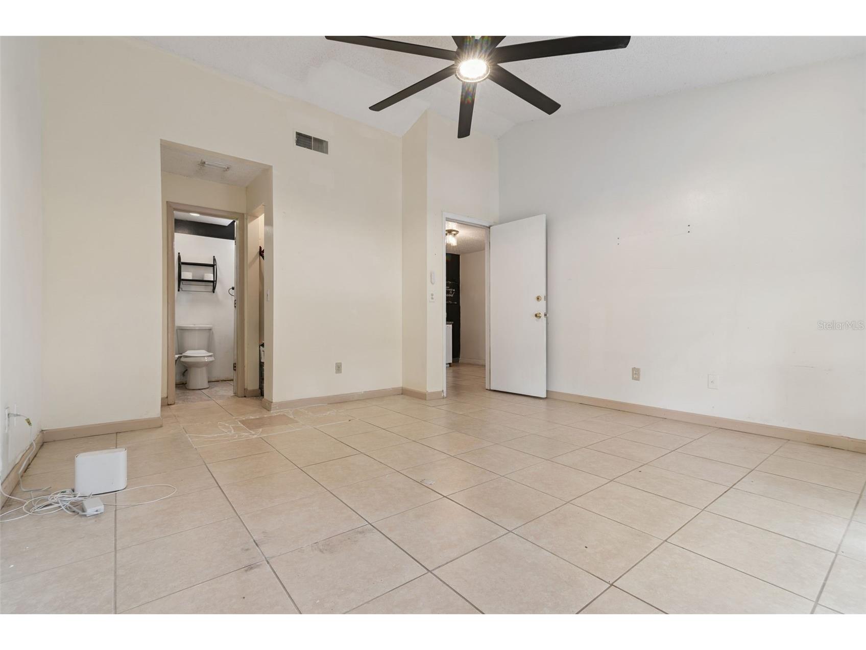 7667 Gramercy Drive Orlando FL 32818 V4948720 image23