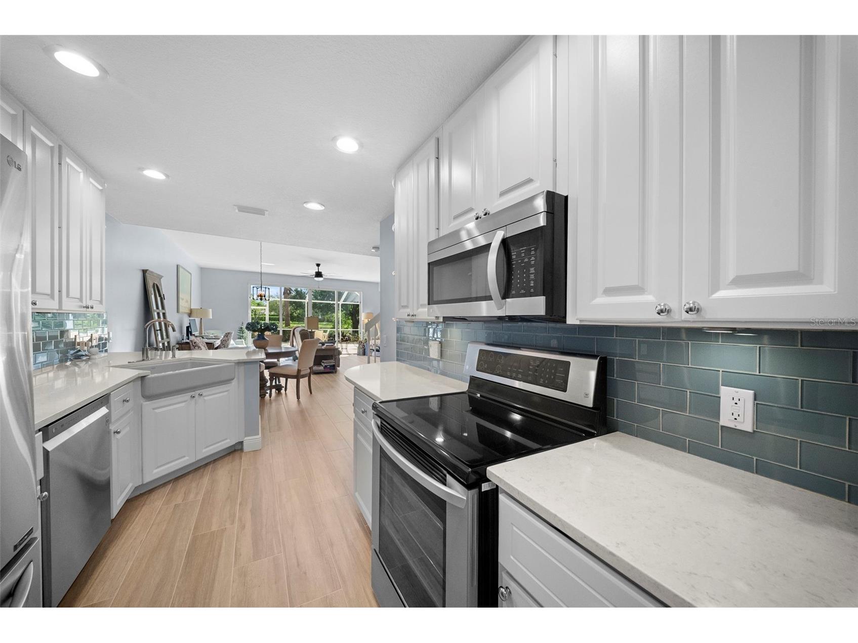 7668 Bergamo Avenue Sarasota FL 34238 A4688948 image11