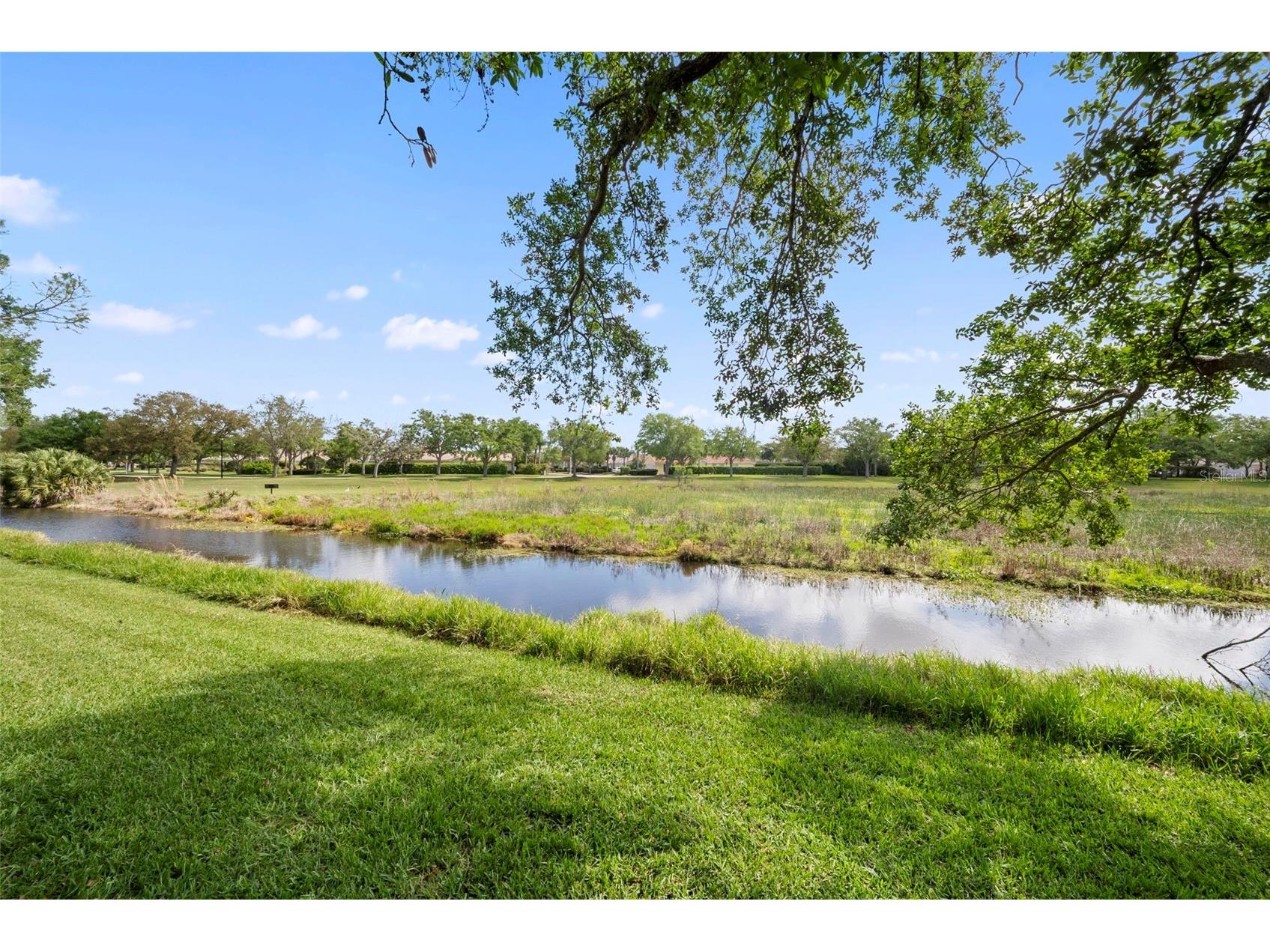 7668 Bergamo Avenue Sarasota FL 34238 A4688948 image35