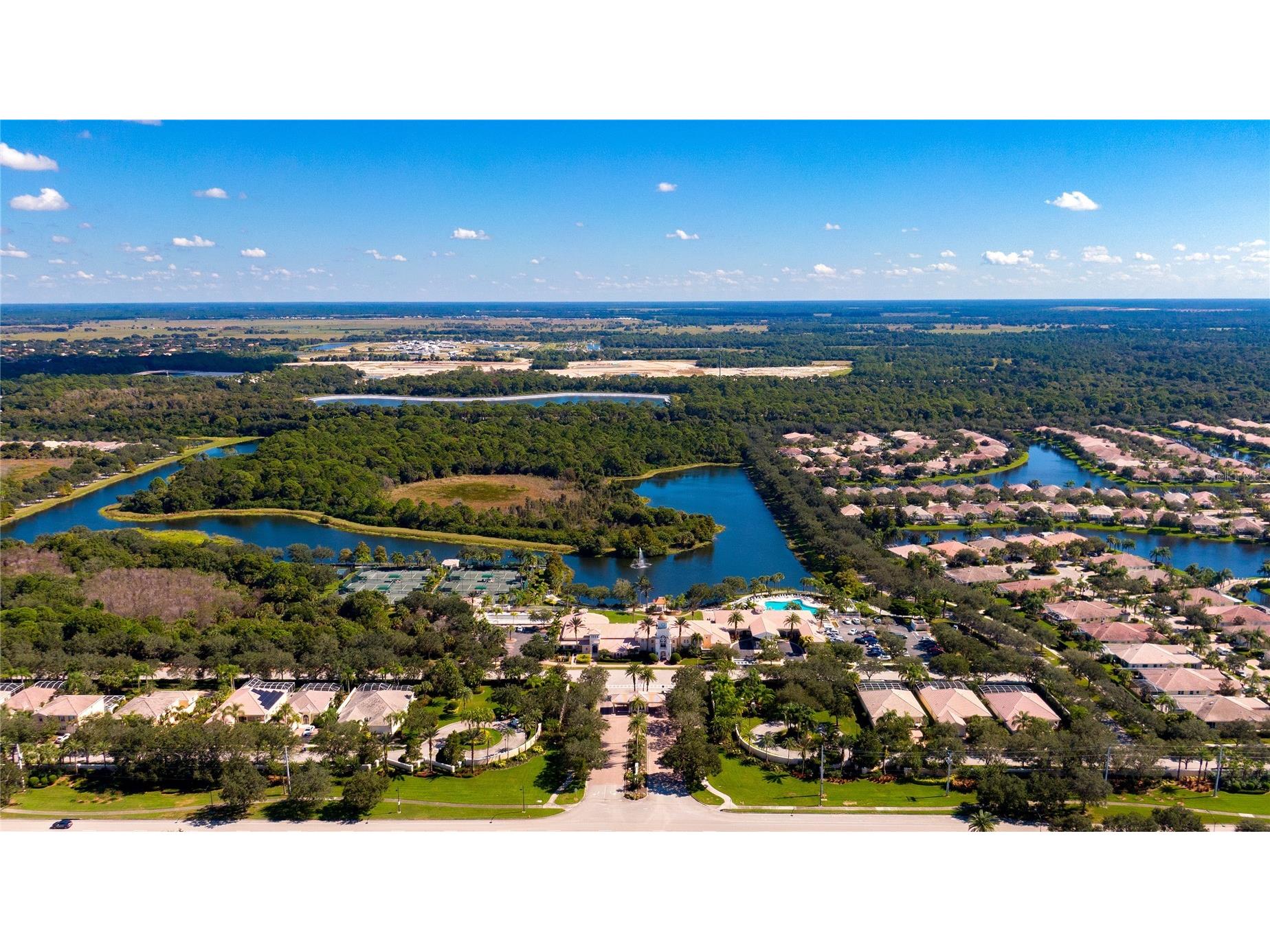 7668 Bergamo Avenue Sarasota FL 34238 A4688948 image48