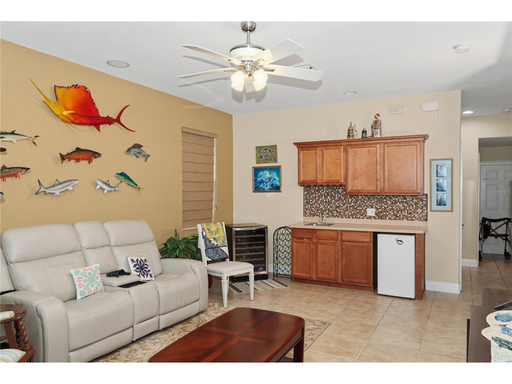 7669 Caponata Boulevard Seminole FL 33777 TB8465807 image20