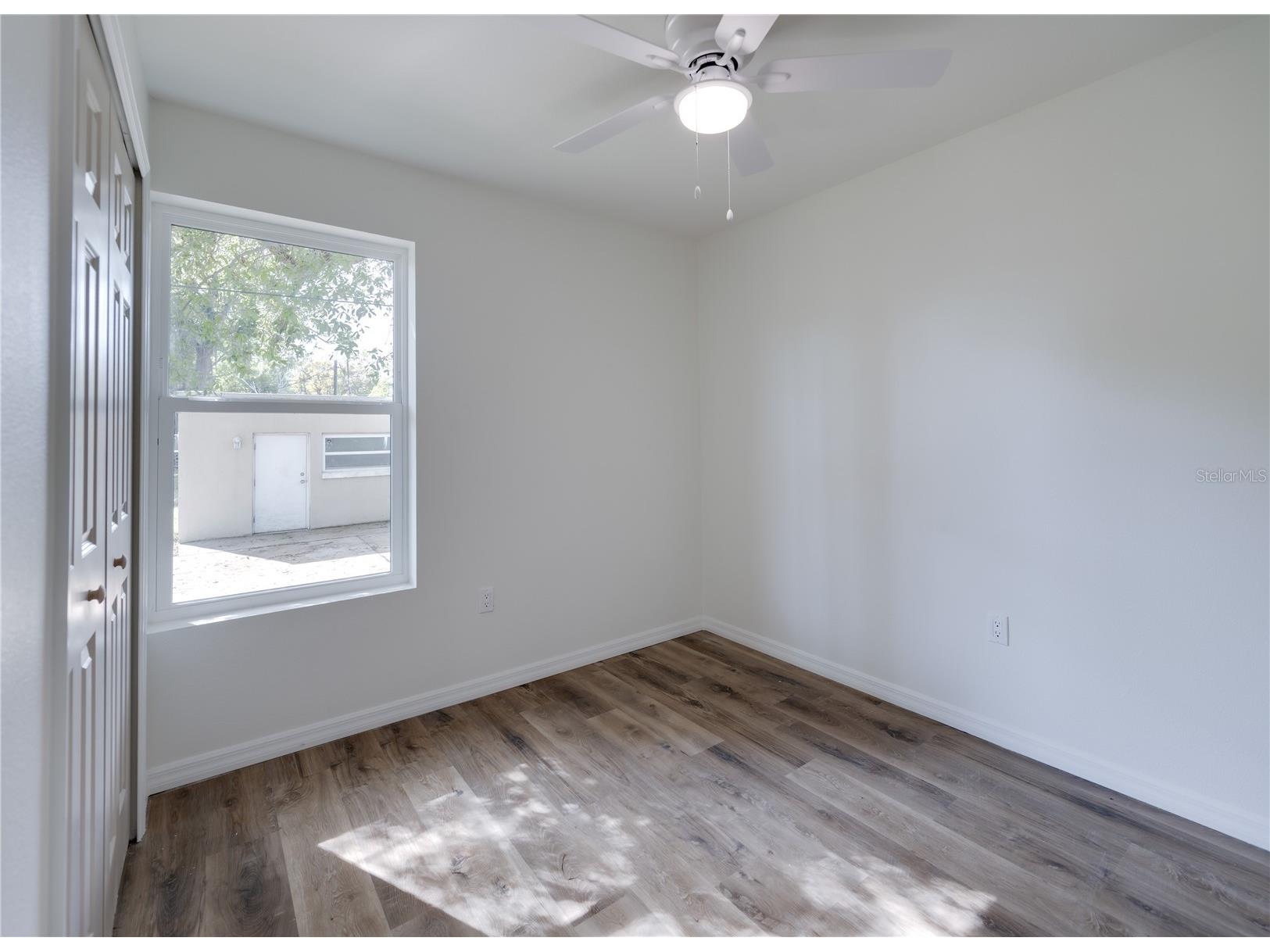 767 1/2 19th Avenue S Saint Petersburg FL 33705 TB8497046 image11