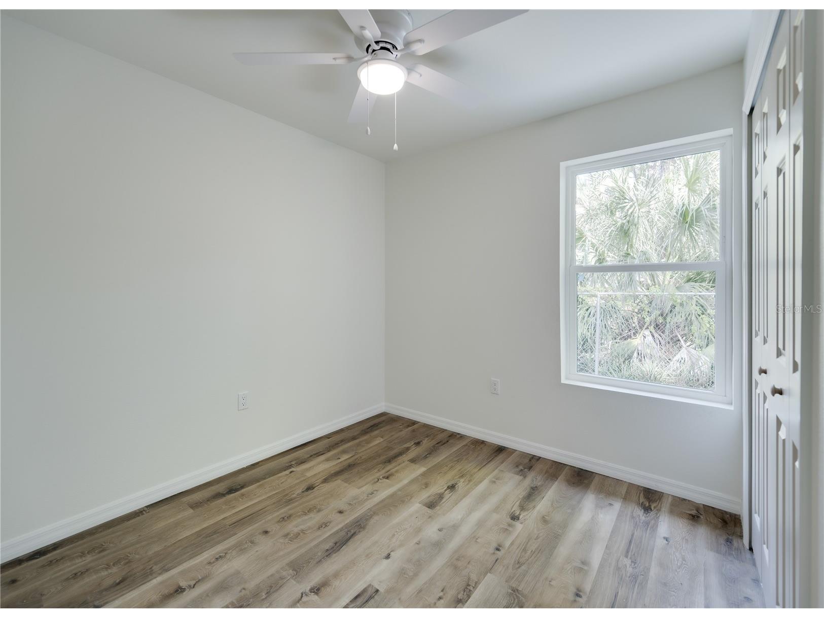 767 1/2 19th Avenue S Saint Petersburg FL 33705 TB8497046 image17