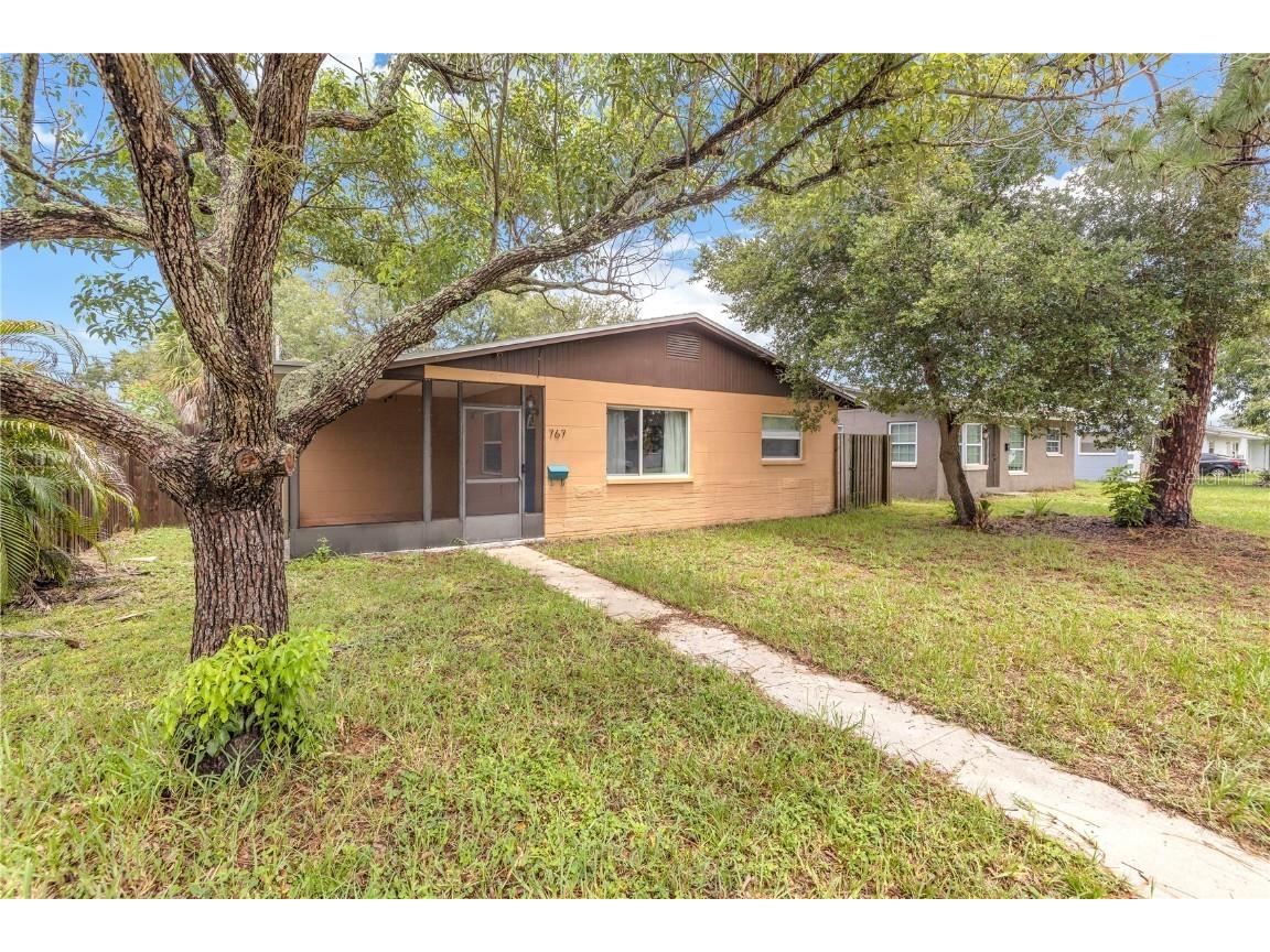 767 90th Avenue N Saint Petersburg FL 33702 U8209279 image1