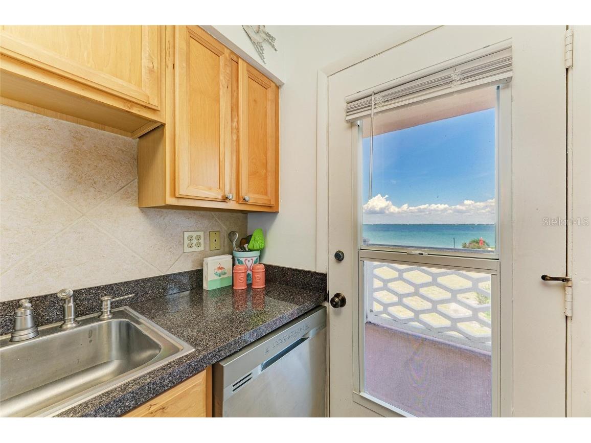 767 John Ringling Boulevard #25 Sarasota FL 34236 - SARASOTA BAY A4655140 image15