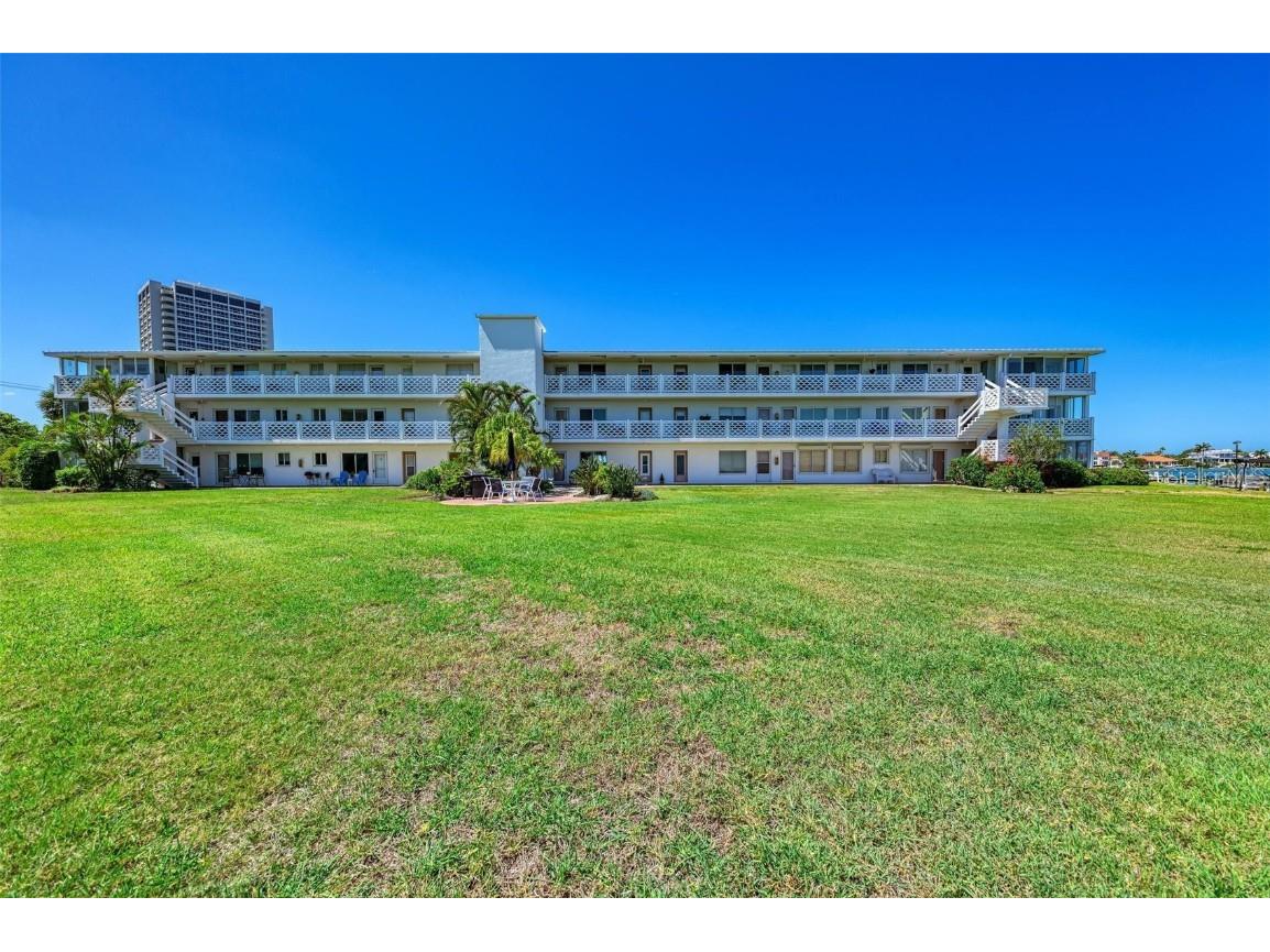 767 John Ringling Boulevard #25 Sarasota FL 34236 - SARASOTA BAY A4655140 image2