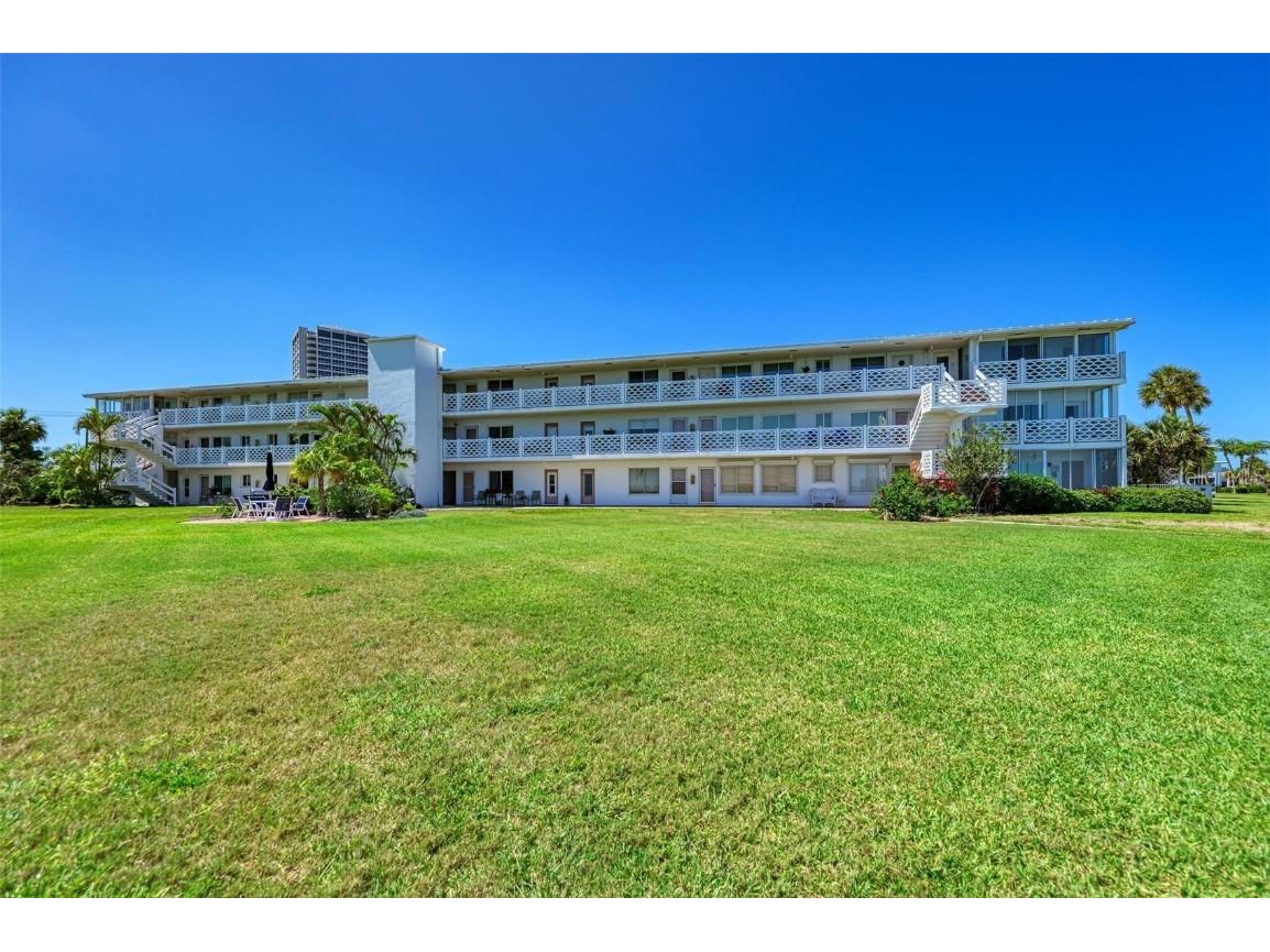 767 John Ringling Boulevard #25 Sarasota FL 34236 - SARASOTA BAY A4655140 image32