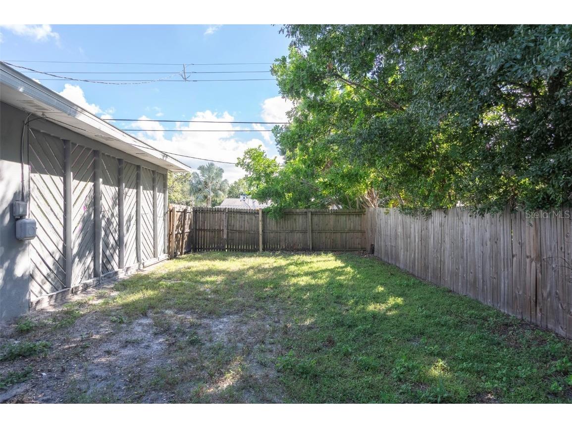 7670 8th Street N Saint Petersburg FL 33702 TB8438033 image24