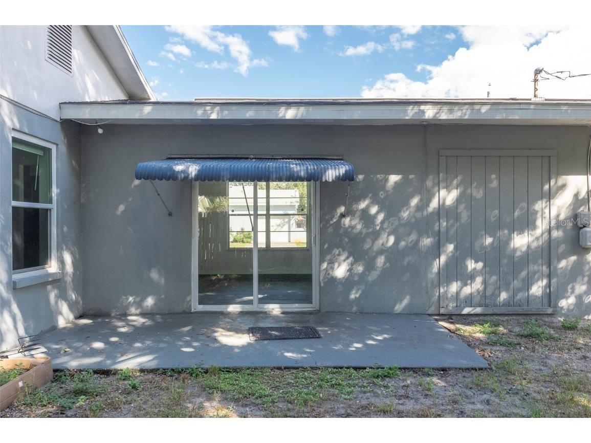 7670 8th Street N Saint Petersburg FL 33702 TB8438033 image27