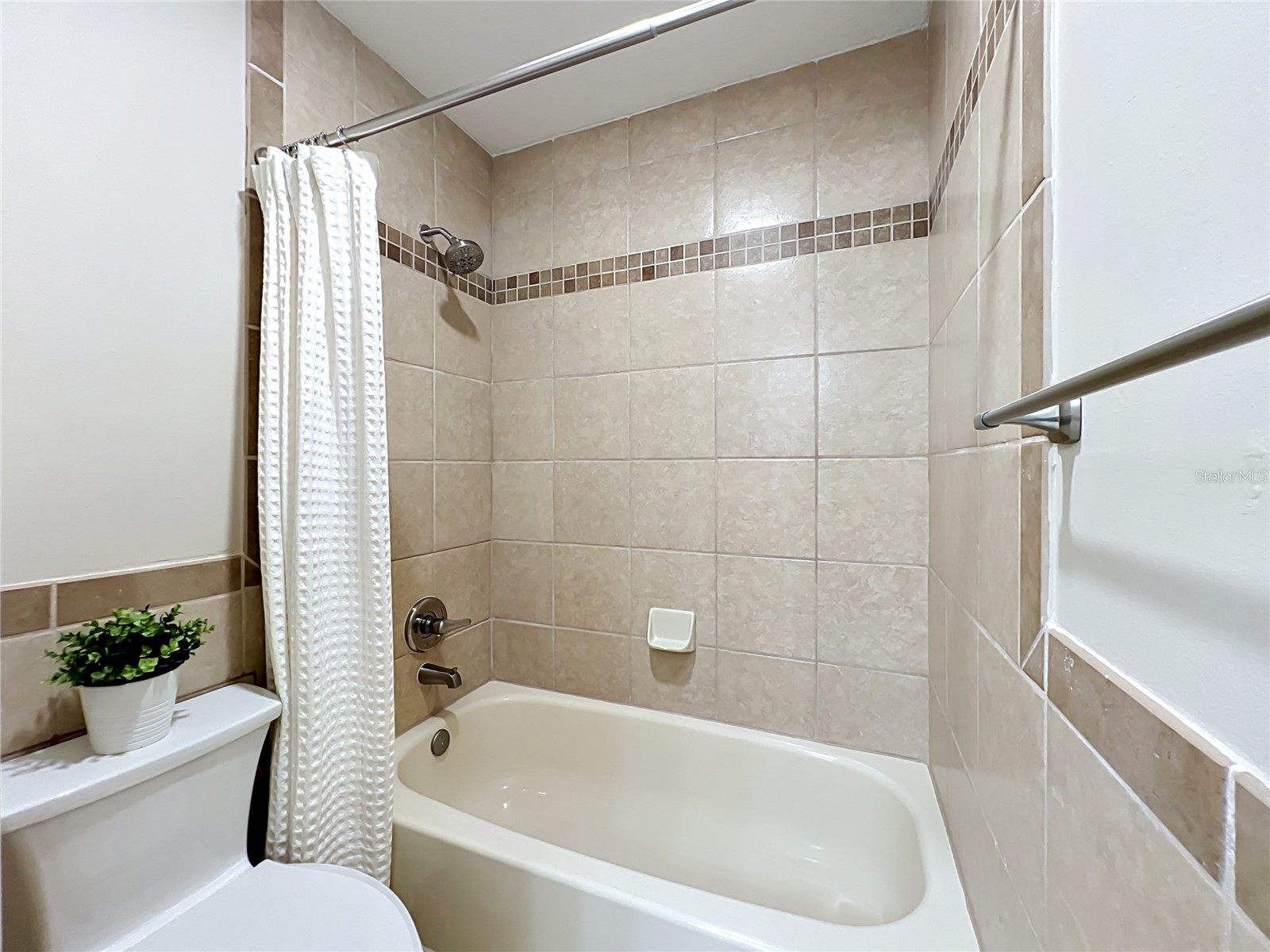 7672 Telford Court Orlando FL 32818 O6410890 image27