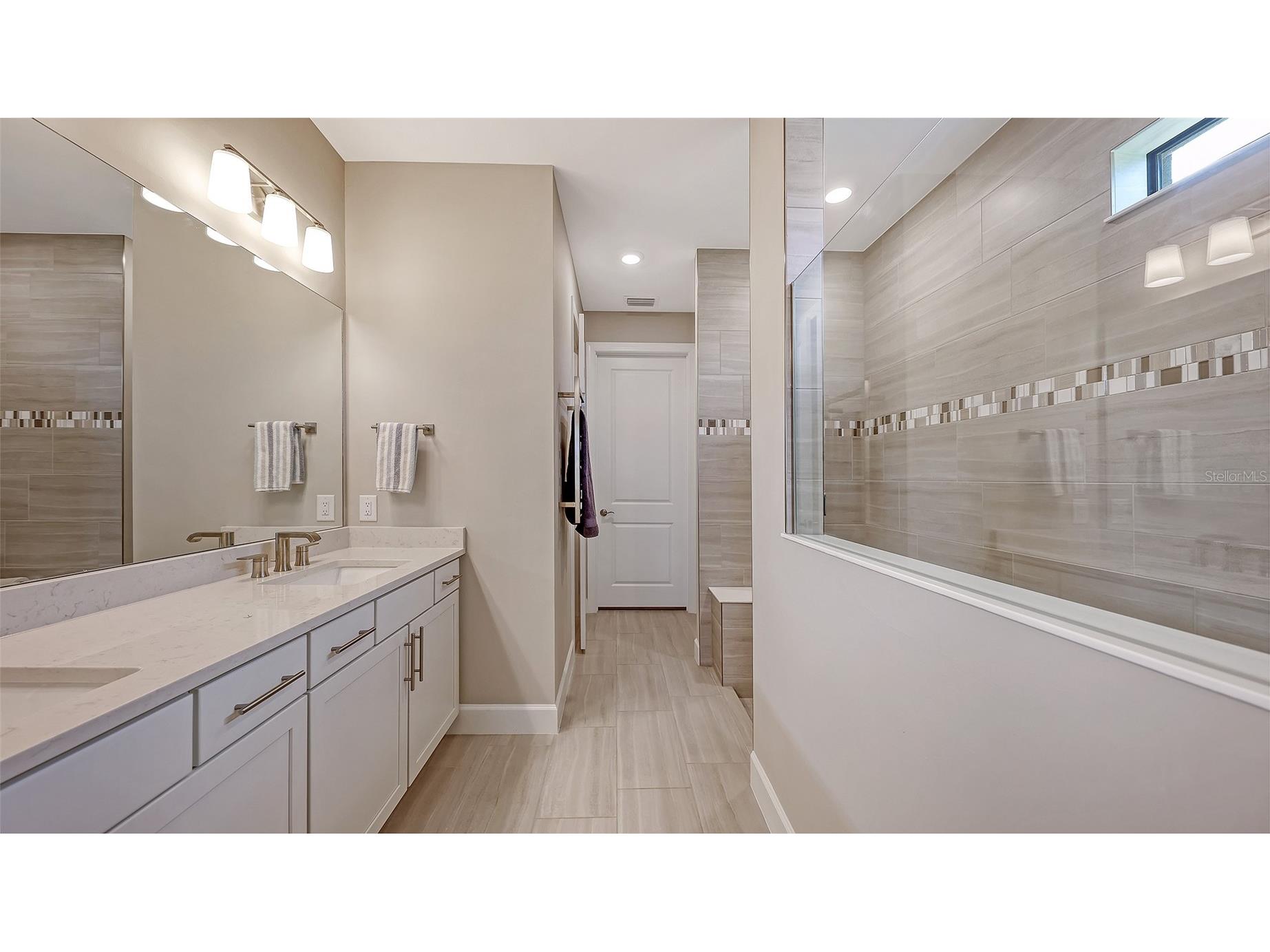 7675 Summerland Cove Bradenton FL 34202 A4683413 image24