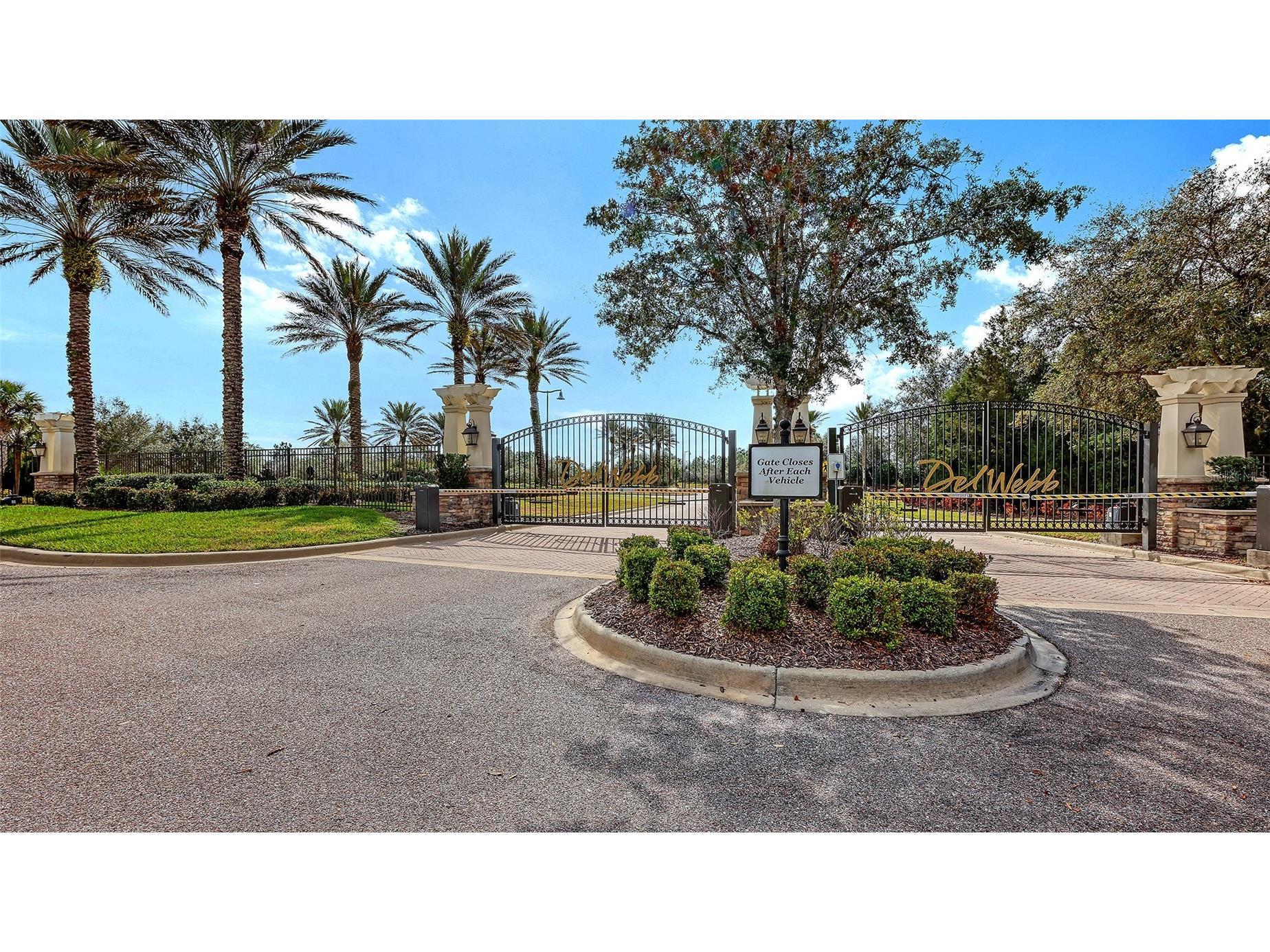 7675 Summerland Cove Bradenton FL 34202 A4683413 image3
