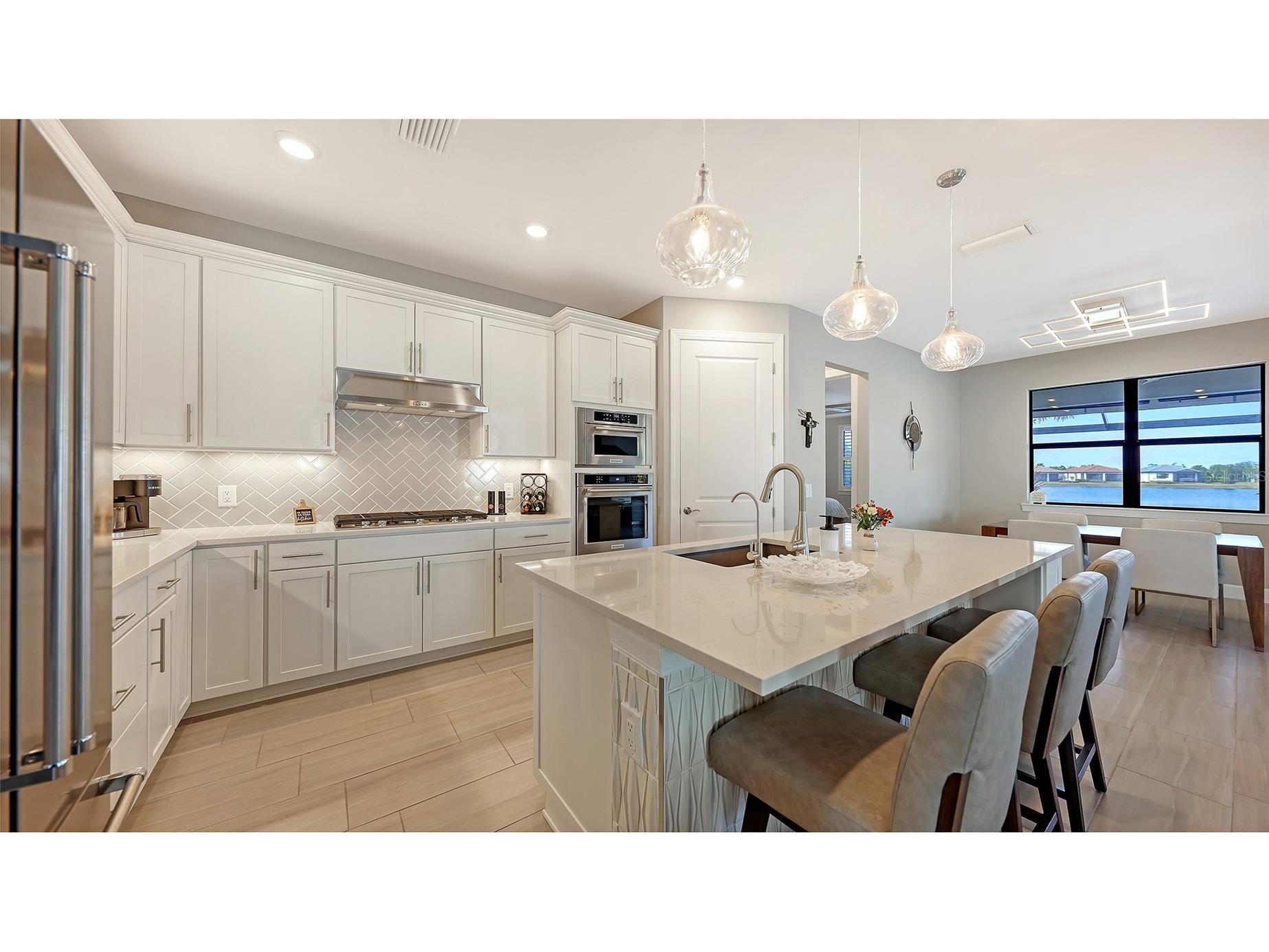 7675 Summerland Cove Bradenton FL 34202 A4683413 image8