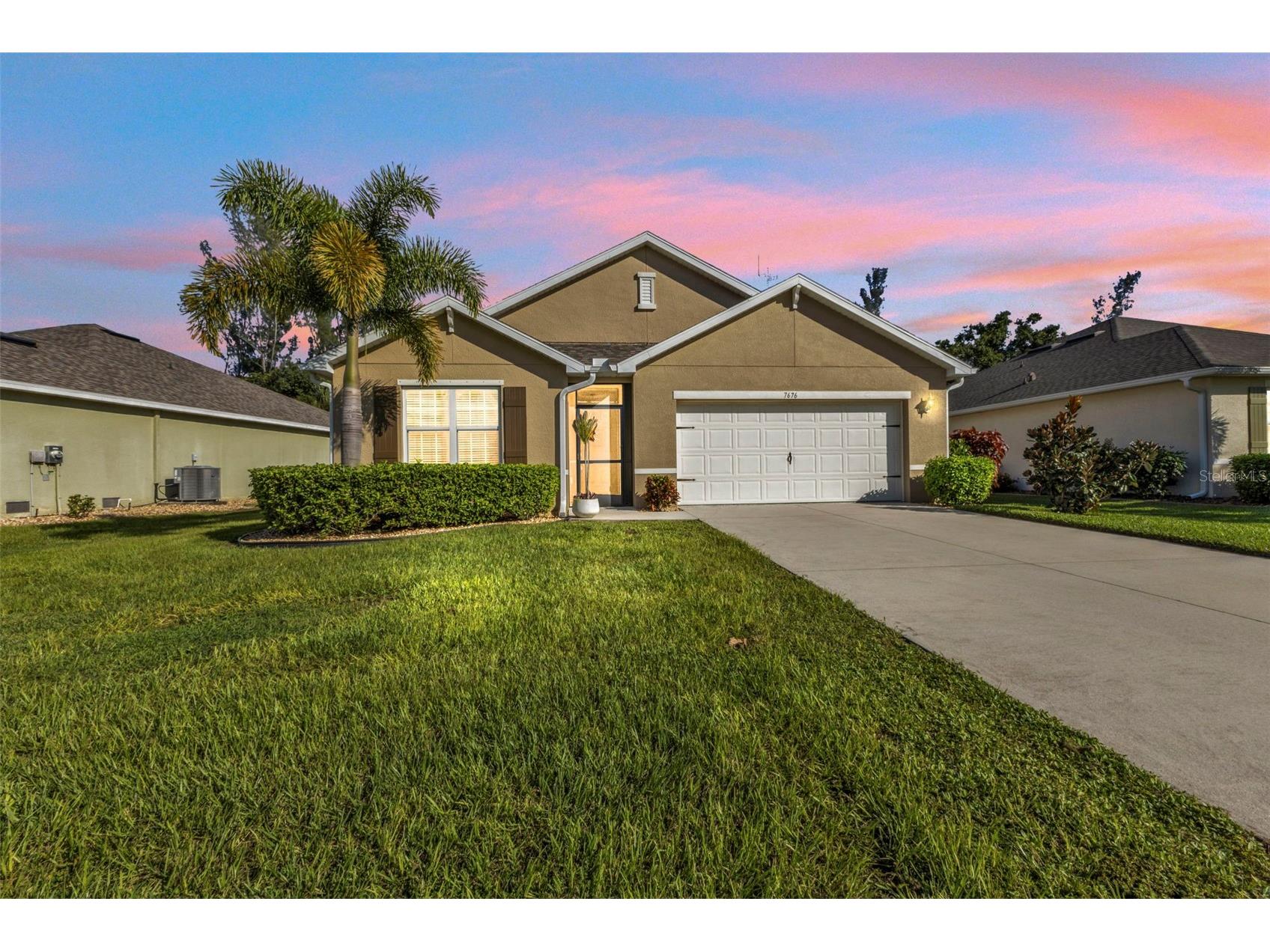 7676 Mikasa Drive Punta Gorda FL 33950 C7525271 image1