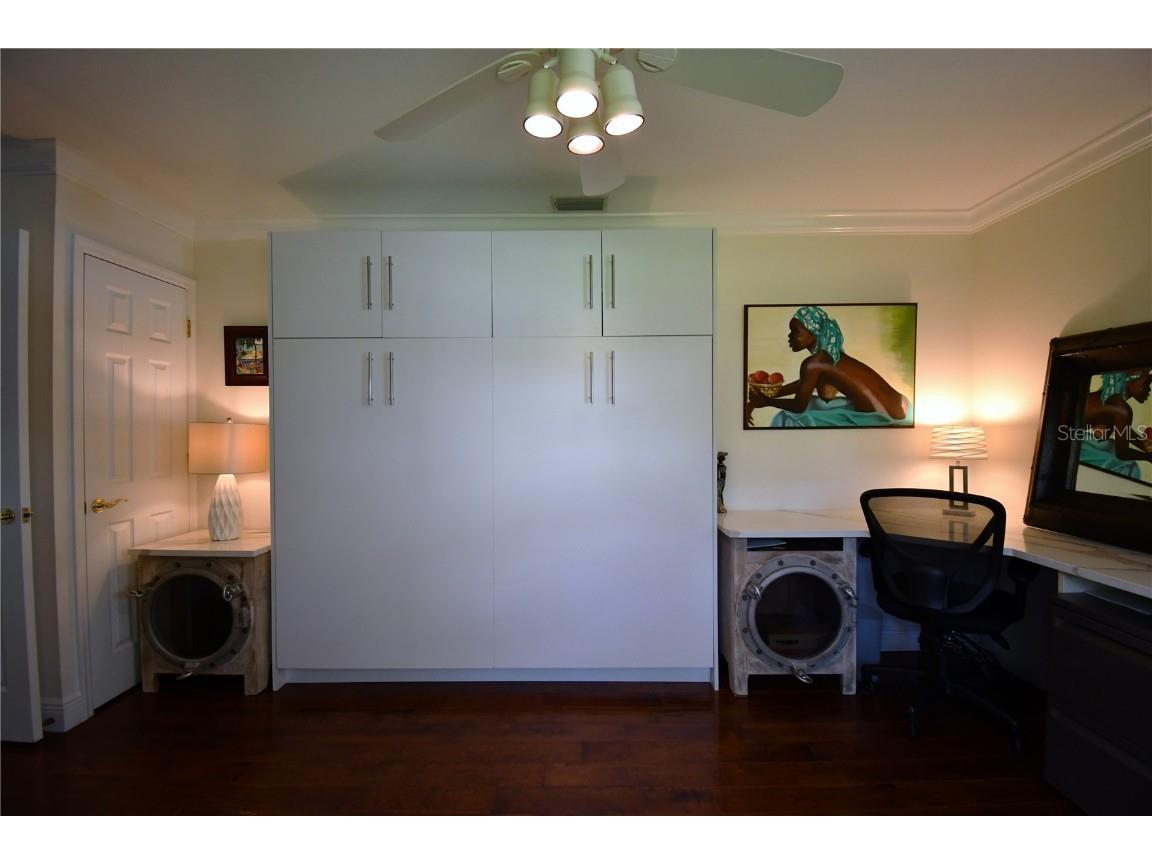 7676 Westmoreland Drive Sarasota FL 34243 A4646230 image14