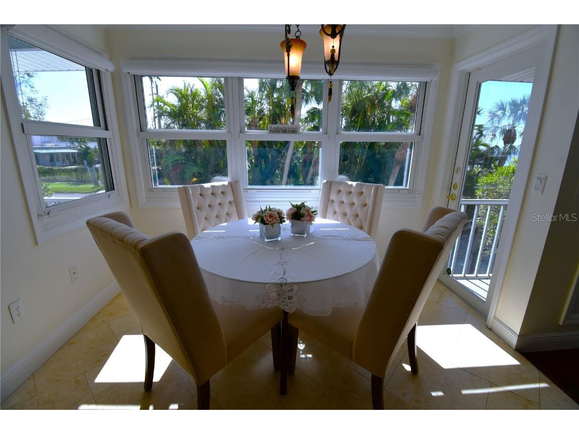 7676 Westmoreland Drive Sarasota FL 34243 A4646230 image20