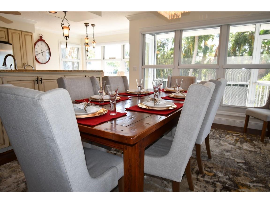 7676 Westmoreland Drive Sarasota FL 34243 A4646230 image32