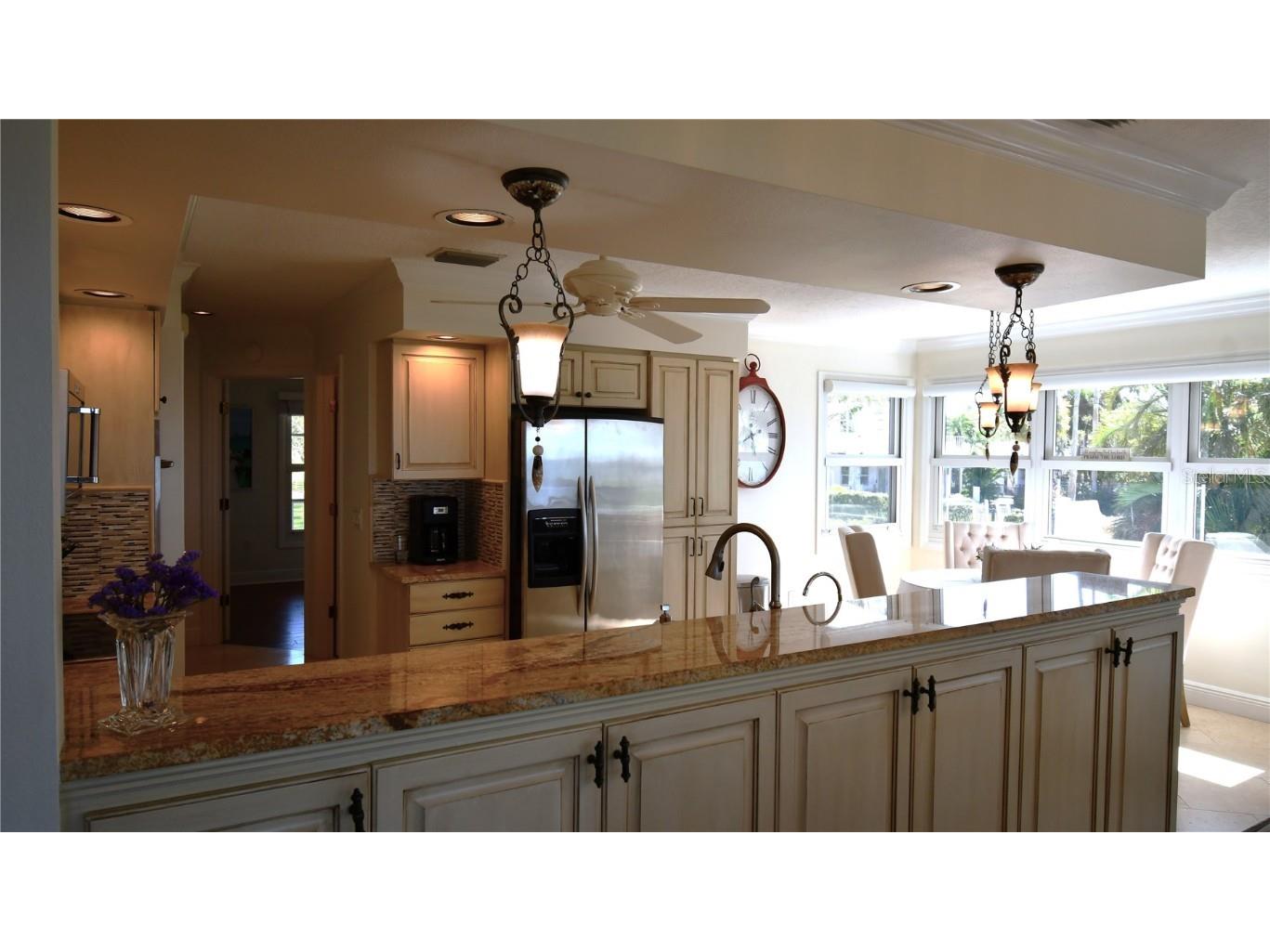 7676 Westmoreland Drive Sarasota FL 34243 A4646230 image33