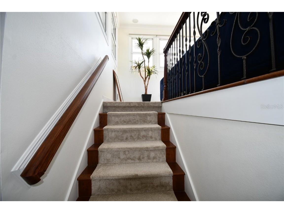 7676 Westmoreland Drive Sarasota FL 34243 A4646230 image44