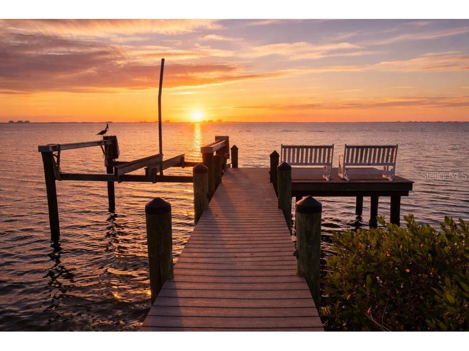 7676 Westmoreland Drive Sarasota FL 34243 A4646230 image52