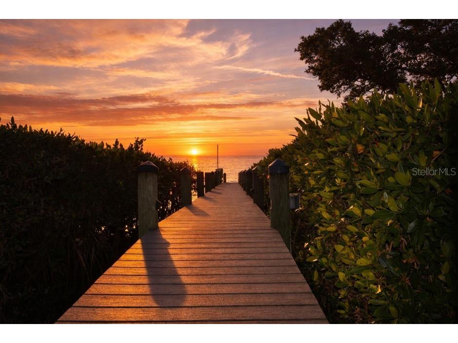 7676 Westmoreland Drive Sarasota FL 34243 A4646230 image53