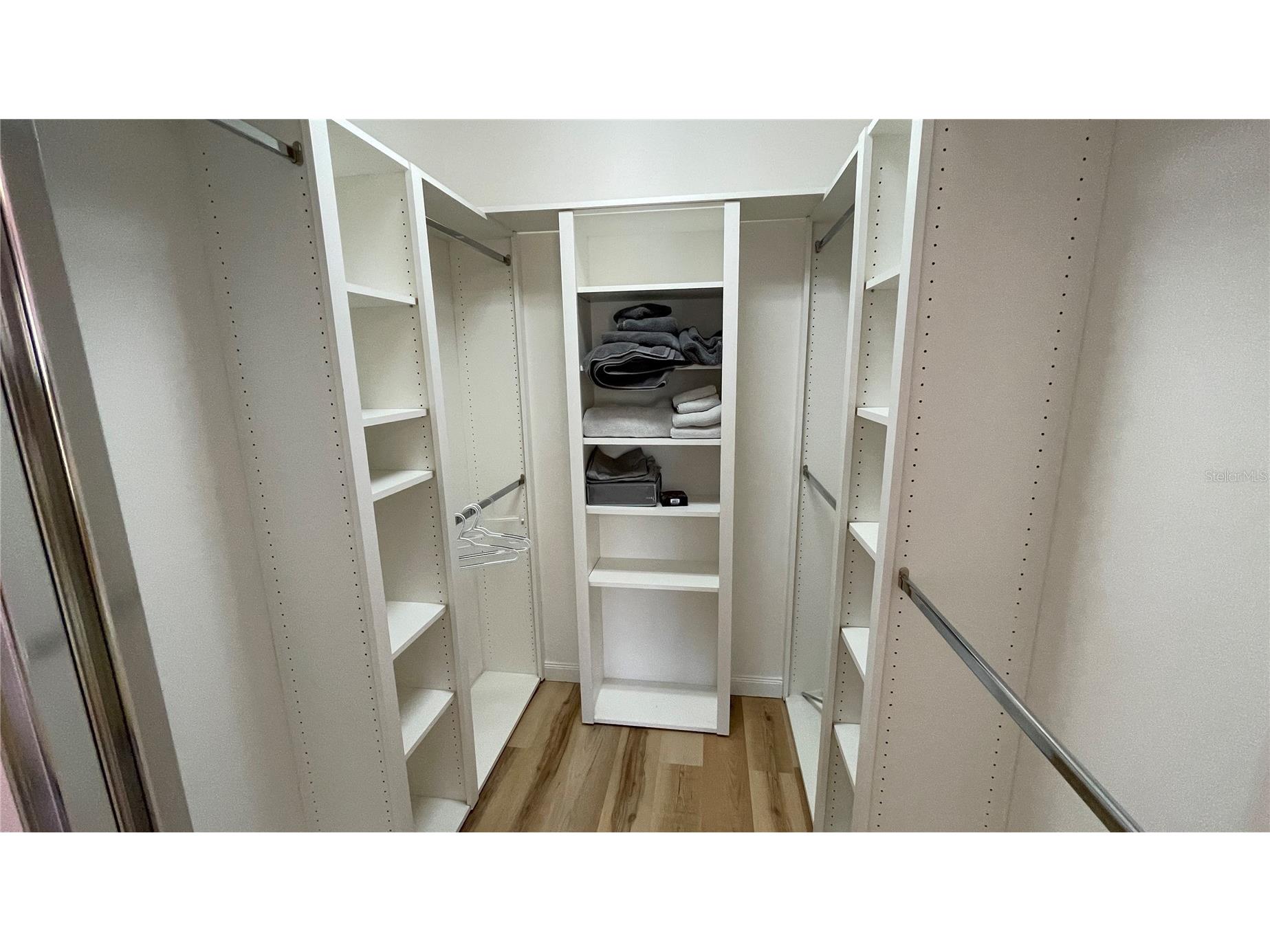 7677 Bergamo Avenue Sarasota FL 34238 A4689722 image20