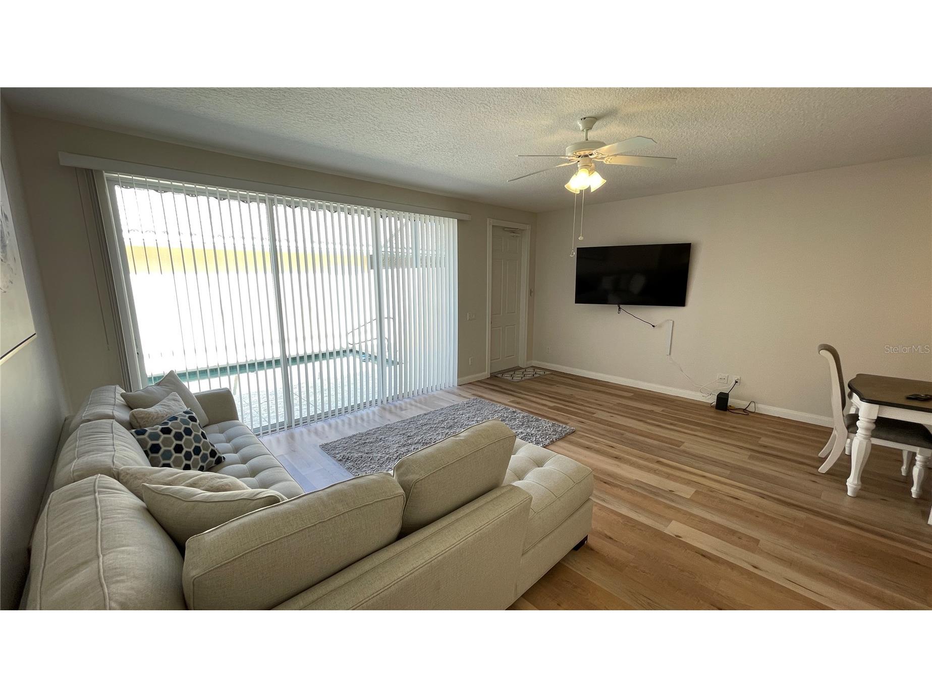 7677 Bergamo Avenue Sarasota FL 34238 A4689722 image3