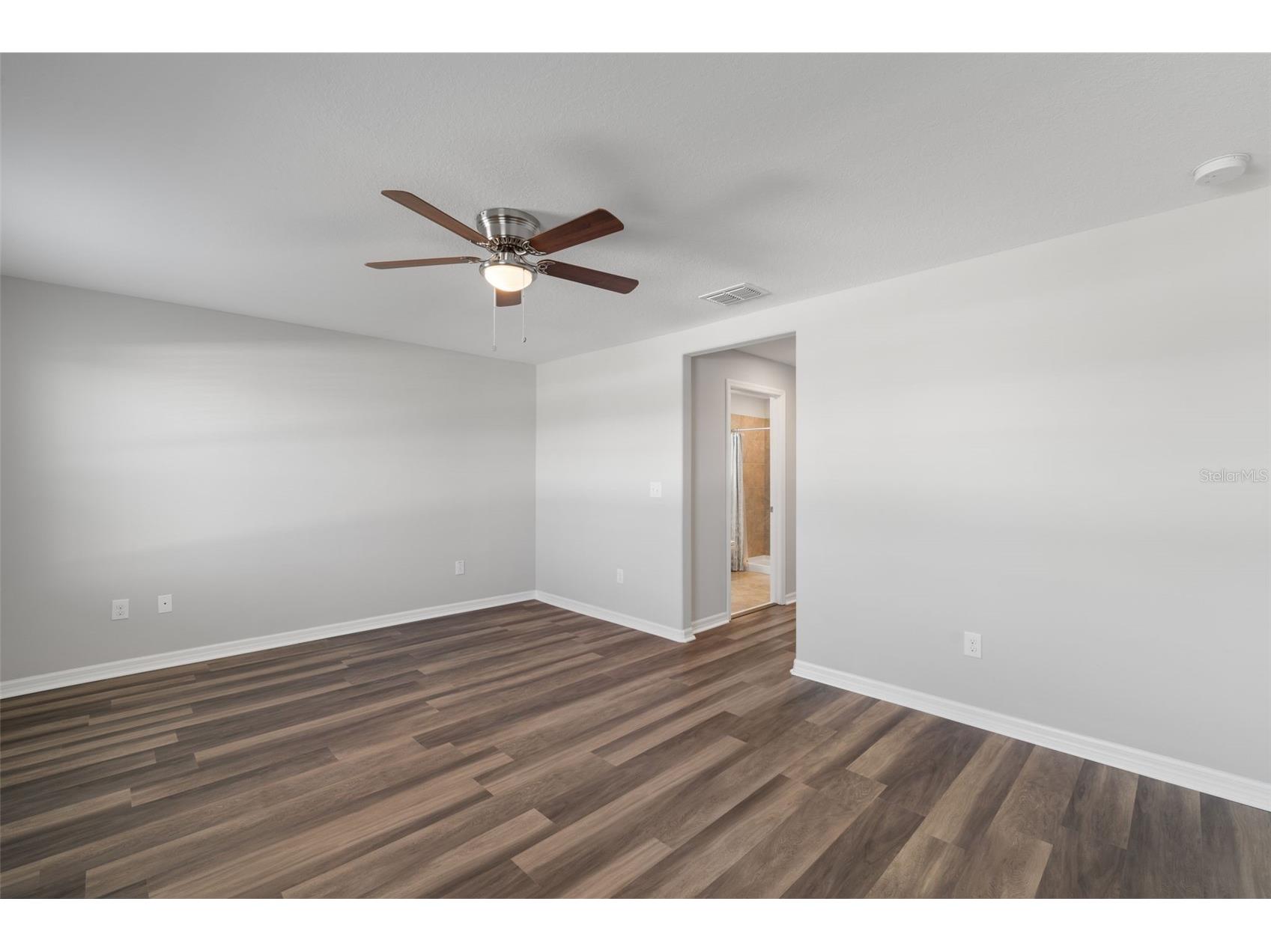 7678 Ginger Lily Court Tampa FL 33619 TB8495536 image13