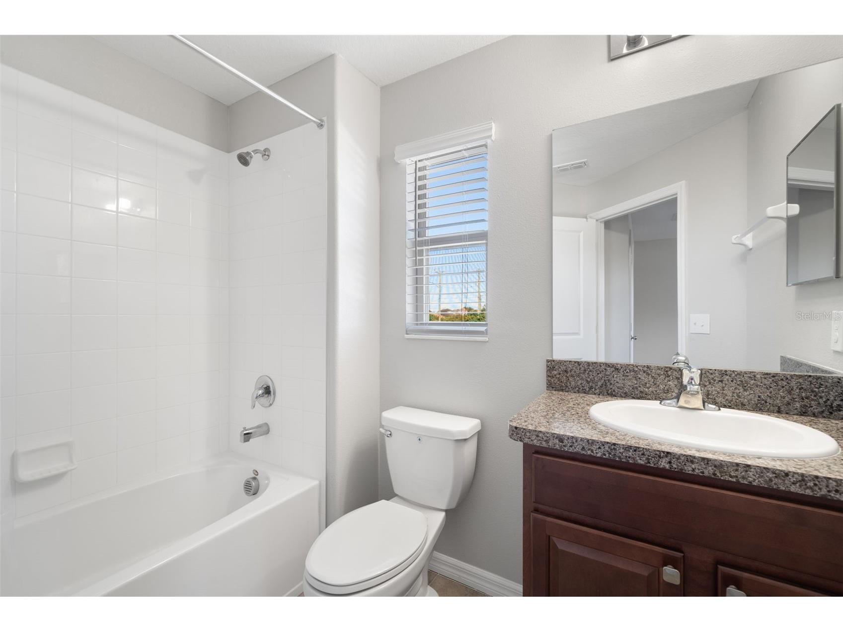 7678 Ginger Lily Court Tampa FL 33619 TB8495536 image19