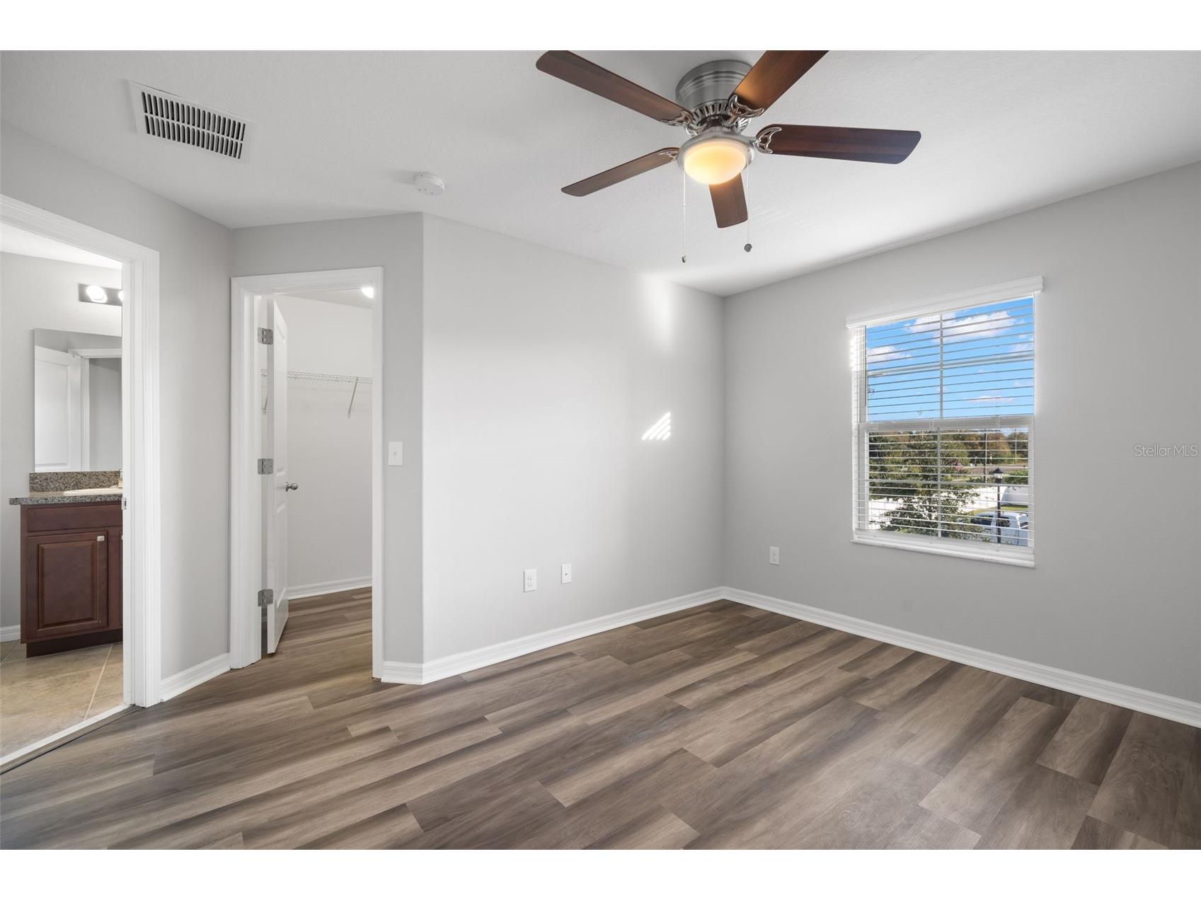 7678 Ginger Lily Court Tampa FL 33619 TB8495536 image20
