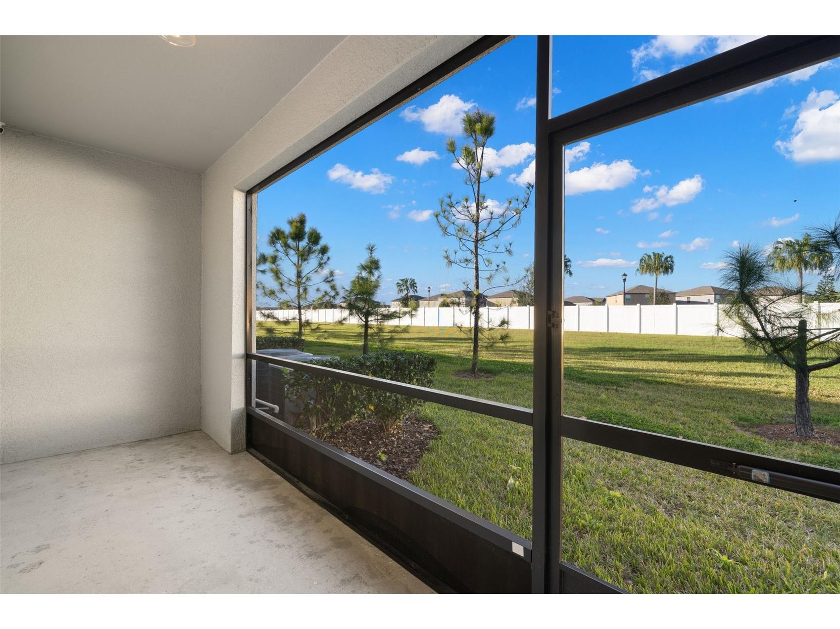 7678 Ginger Lily Court Tampa FL 33619 TB8495536 image24