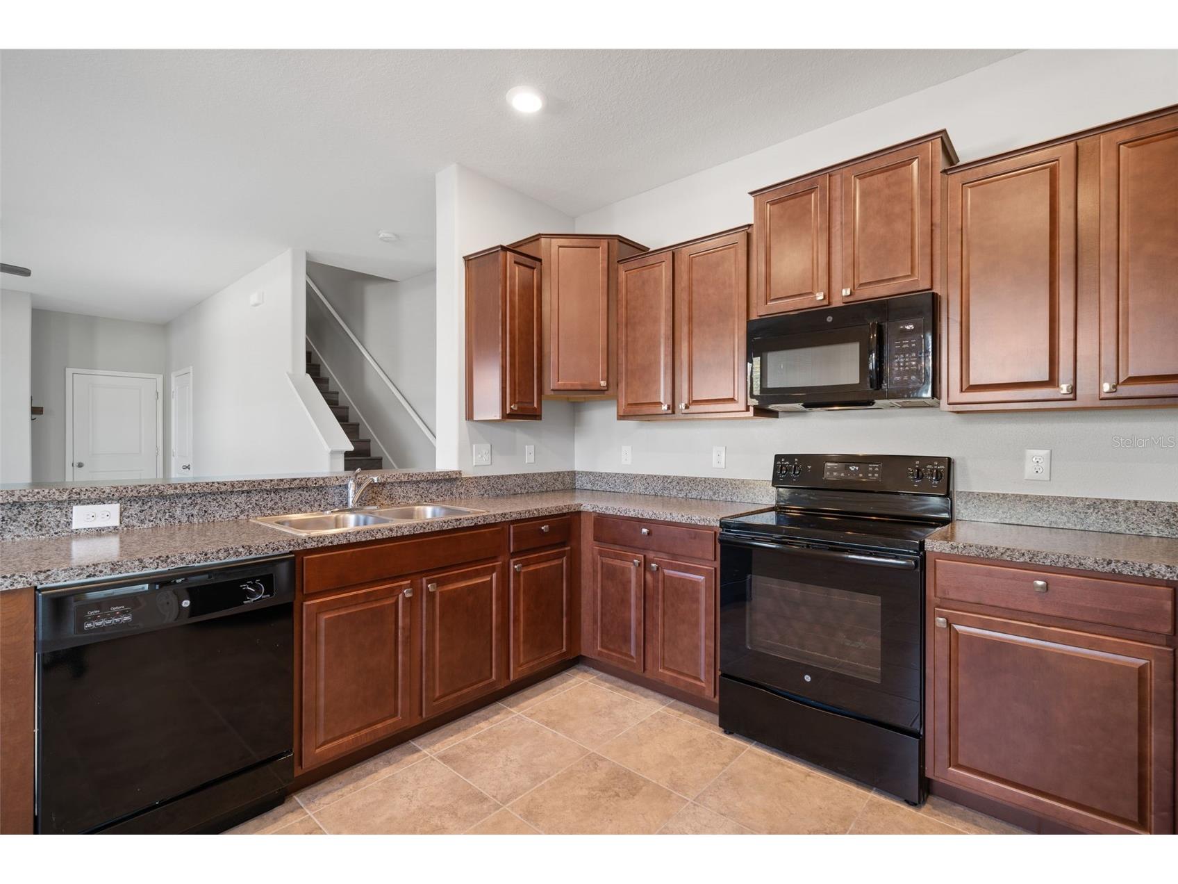 7678 Ginger Lily Court Tampa FL 33619 TB8495536 image8