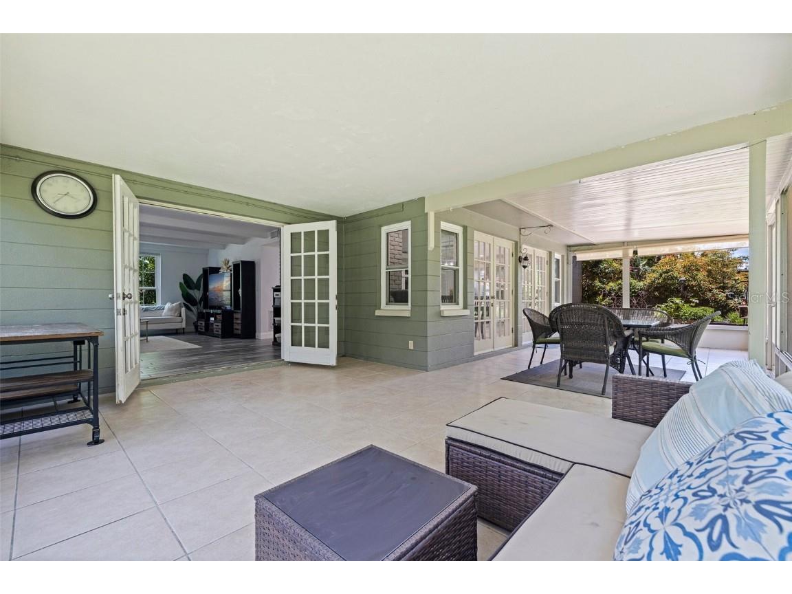 768 Pinellas Point Drive S Saint Petersburg FL 33705 TB8387168 image18