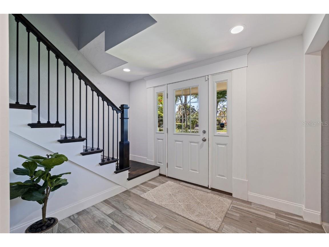 768 Pinellas Point Drive S Saint Petersburg FL 33705 TB8387168 image21