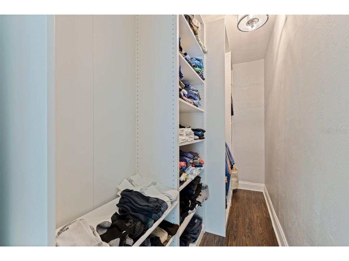 768 Pinellas Point Drive S Saint Petersburg FL 33705 TB8387168 image28