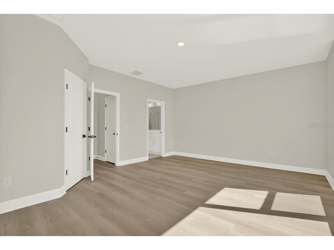 7680 93rd Street N Seminole FL 33777 TB8447678 image19