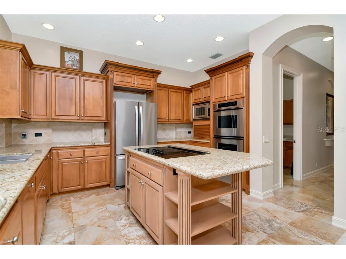 7680 Paradise Pointe Circle S Saint Petersburg FL 33711 - TAMPA BAY TB8449283 image12
