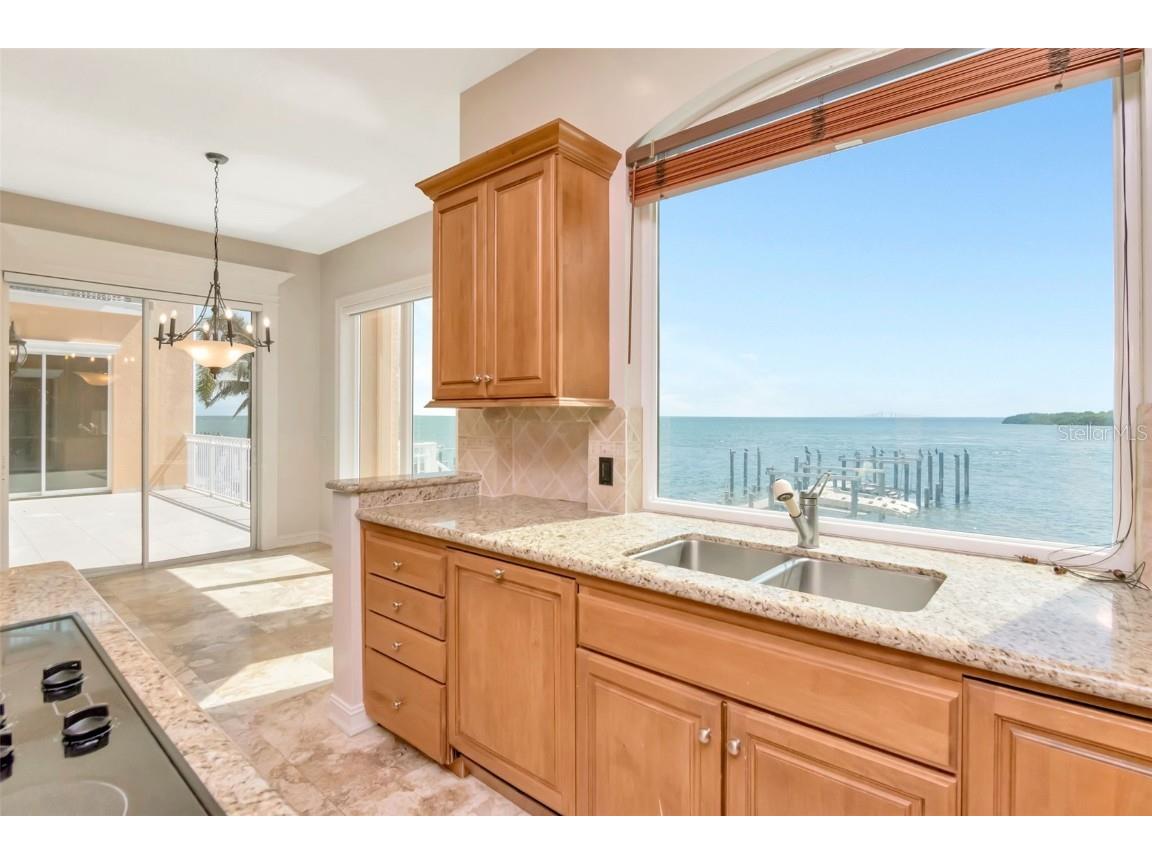 7680 Paradise Pointe Circle S Saint Petersburg FL 33711 - TAMPA BAY TB8449283 image13