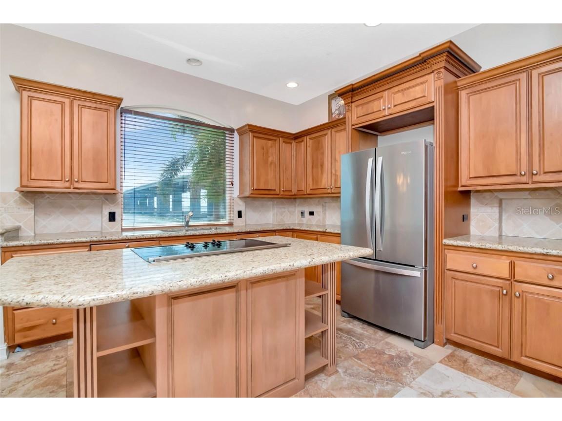 7680 Paradise Pointe Circle S Saint Petersburg FL 33711 - TAMPA BAY TB8449283 image14