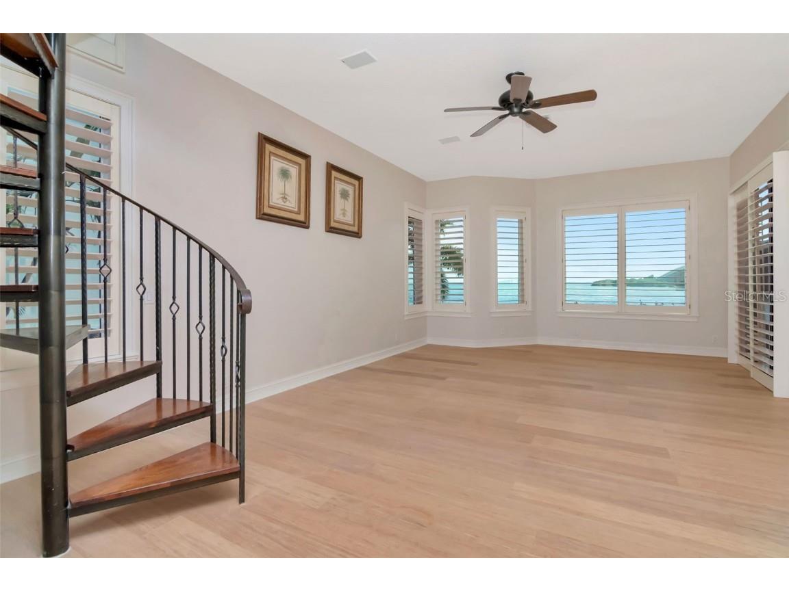 7680 Paradise Pointe Circle S Saint Petersburg FL 33711 - TAMPA BAY TB8449283 image17