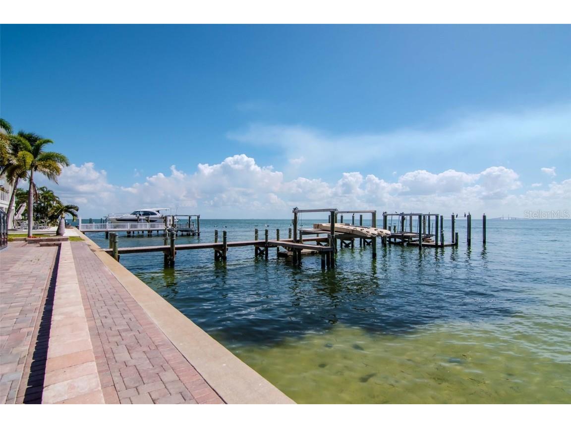 7680 Paradise Pointe Circle S Saint Petersburg FL 33711 - TAMPA BAY TB8449283 image29