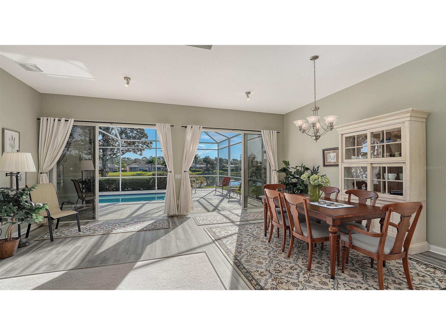 7681 Uliva Way Sarasota FL 34238 A4676986 image16